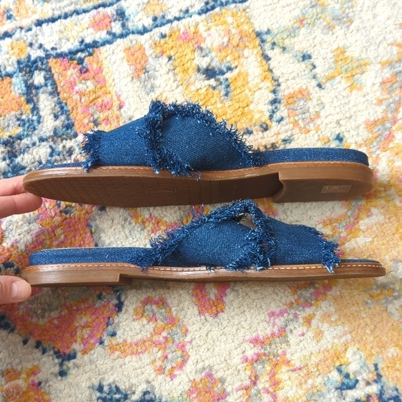 Jon Josef Noble Dark Wash Denim Frayed Criss Cross Open Toe Slide Sandals 9 - Picture 7 of 15
